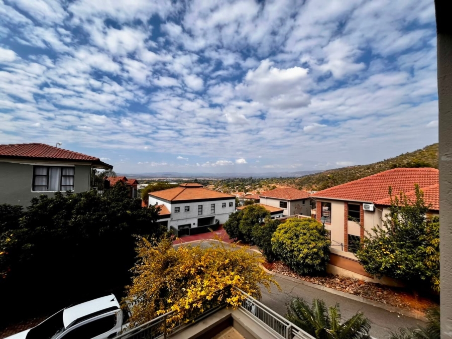 To Let 3 Bedroom Property for Rent in Cashan North West